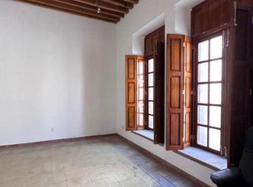Casa de 6 habitaciones, Celaya · Renta de Casa en Zona Centro, Celaya, Gto.