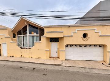 Casa de 3 habitaciones, Ensenada · Venta de Casa en La Colonia Moderna en Ensenada en Baja California