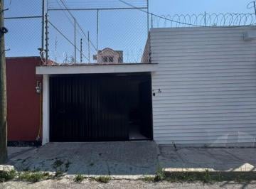 Oficina , Puebla · Casa de Una Planta en Renta Para Uso de Oficina Colonia Las Palmas, Frente a Plaza Crystal, Puebla