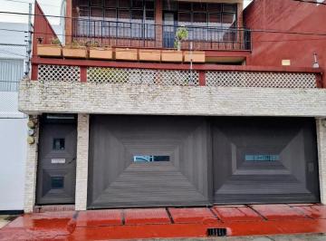 Casa · 352m² · 4 Recámaras · 5 Estacionamientos · Casa en Prado Vallejo