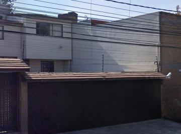 Casa de 4 habitaciones, Cuajimalpa de Morelos · Casa en Venta en Lomas del Parque