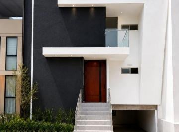 Casa de 4 habitaciones, Pachuca · Casa en Venta, Pachuca La Cartuja 4 Habitaciones y 421 m² de Construccion