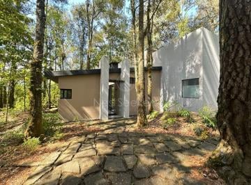 Casa en condominio de 1 habitación, Valle de Bravo · Casa en Renta en San Simón