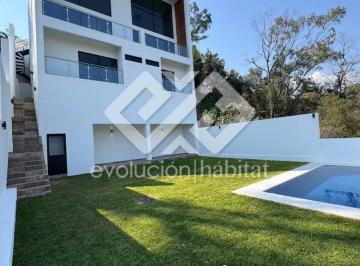 Casa de 3 habitaciones, Cuernavaca · Casa Sola en Venta, con Alberca en Lomas Tetela Cuernavaca