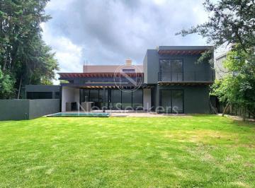 Casa de 3 habitaciones, Valle de Bravo · Casa Nueva en Venta a Unos Minutos de Avandaro