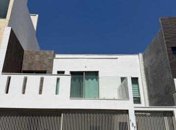 Casa de 3 habitaciones, García · Casa en Renta en Cumbres Elite Premier
