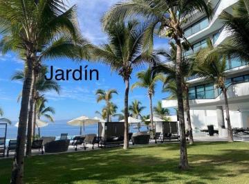 Departamento · 152m² · 2 Recámaras · 2 Estacionamientos · Departamento de Lujo Amueblado de Lujo Frente Al Mar