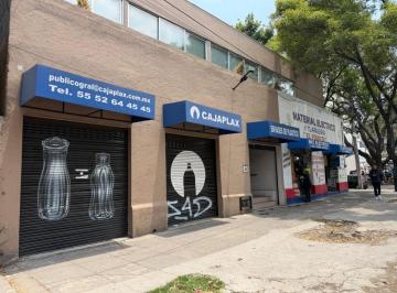 Edificio , Cuauhtémoc · Edificio en Esquina de 3 Niveles con Oficinas y Locales Comerciales en La Colonia Roma