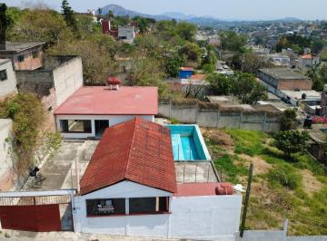 Quinta · 700m² · 2 Recámaras · 3 Estacionamientos · Quinta en Venta con Alberca Privada y Amplio Terreno en Temixco Morelos