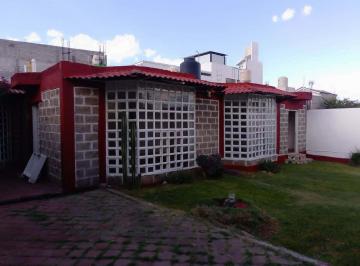 Casa de 2 habitaciones, Querétaro · Casa Luminosa y con un Gran Jardin. 2 Recamaras.