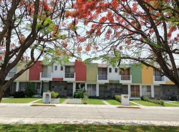 Casa de 3 habitaciones, Temixco · Casa con 3 Recámaras de 60 m² en Venta en Campo Sotelo por La Uvm Cuernavaca