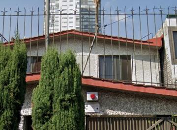 Casa de 3 habitaciones, Coyoacán · Casa en Remate Bancario con 200 m² en Ex - Ejido de Santa Ursula Coapa