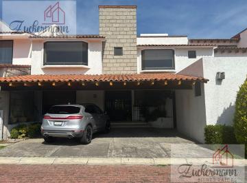 Casa en condominio · 472m² · 3 Recámaras · 3 Estacionamientos · Residencia en Las Haciendas: Seguridad, Exclusividad y Ubicación Estratégica