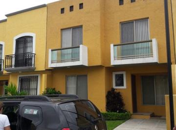 Casa de 3 habitaciones, Emiliano Zapata · Casa en Renta Amueblada en Paseos de La Hacienda Vip, Tezoyuca Morelos
