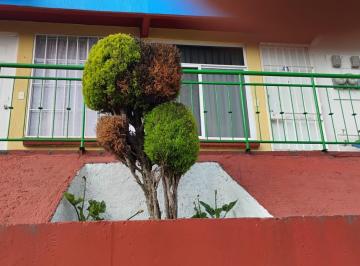 CASA 3 NIVELES
3 RECÁMARAS
2 BAÑOS COMPLETOS 
ESTANCIA SALA COMEDOR
COCINA
ÁREA  · Casa en Fraccionamiento