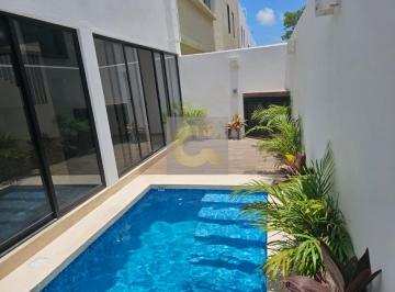 Casa · 250m² · 3 Recámaras · 2 Estacionamientos · Casa - Fraccionamiento Residencial Rio