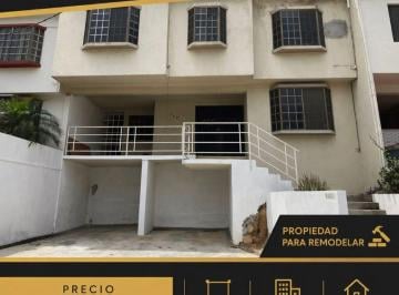 Casa de 3 habitaciones, Monterrey · Casa en Venta Al Sur de Monterrey Satelite