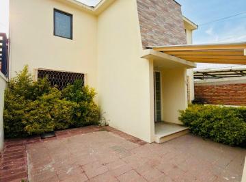 Casa de 4 habitaciones, Tlalnepantla de Baz · Se Renta Casa Espaciosa en Fraccionamiento Valle Dorado, Tlalnepantla