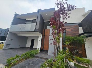 Casa · 239m² · 3 Recámaras · 2 Estacionamientos · Casa Nueva Lomas de Angelopolis $6,150,000 Frente Chedraui Selecto Parque Foresta