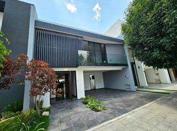 Casa · 276m² · 3 Recámaras · 2 Estacionamientos · Casa Lomas de Angelopolis $8,000,000 Parque Foresta