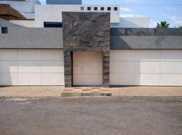 Casa de 3 habitaciones, Irapuato · Casa en Venta Villas de Urapuato!