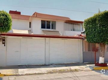 Casa de 3 habitaciones, Tlalnepantla de Baz · Casa en Venta, Valle Dorado