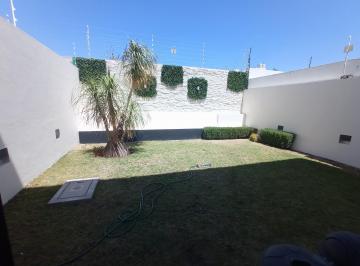 Casa en condominio en Venta de 5 habitaciones Milenio III · Casa 6 Recamaras y Jardín en Milenio III en Privada Blank Hause