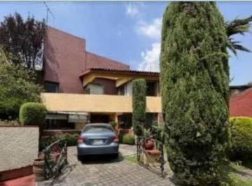 Casa de 4 habitaciones, Huixquilucan · Casa en Venta en Calle Cerrada Villa de Las Palmas