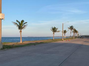 Terreno / Lote · 180m² · Terreno en Fraccionamiento Lomas del Sol