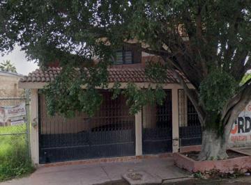 Casa de 4 habitaciones, Tonalá · Casa en Venta en Alamedas de Zalatitan, Tonalá