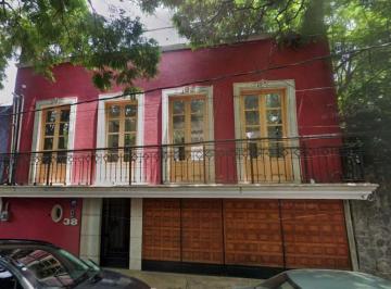 Casa de 5 habitaciones, Coyoacán · Remate de Casa en Coyoacan | No Créditos | Remate Bancario |