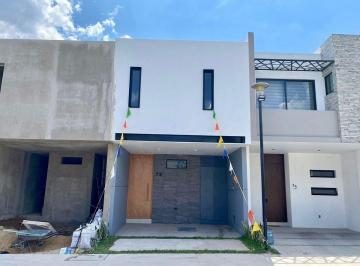 fd897e862f78857b9b3c6705388a9f47fe7b5c9a8db7d2582648b753659013be · Casa en Venta en Zapopan Norte, Coto Punta Norte Habitat.