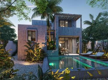 Casa · 300m² · 3 Recámaras · 2 Estacionamientos · Casa en Venta en Tulum de 3 Habitaciones a 10 Min de La Playa | con Alberca y Jardín