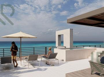 Departamento · 202m² · 3 Recámaras · 2 Estacionamientos · Departamento en Venta en Cozumel de 3 Habitaciones Cerca de La Playa | con Alberca