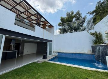 Casa de 4 habitaciones, Emiliano Zapata · Casa Sola en Venta con Acceso Controlado