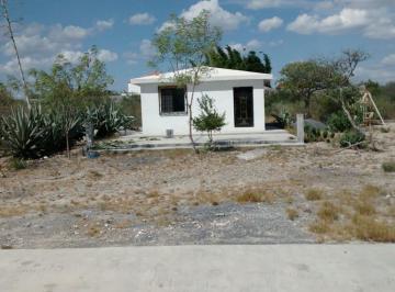 Terreno / Lote · 1765m² · Terrenos en Venta en Fracc. Mirador de Cienega de Flores