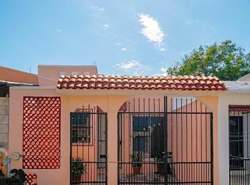 Casa · 53m² · 2 Recámaras · 1 Estacionamiento · Casa en Venta Bosque Real