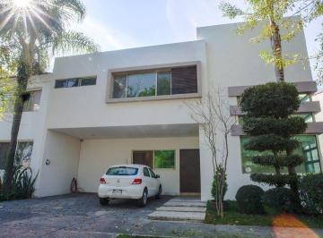 8836c4f8585f913ba0700039dd7247526e249c89faa6fec527e97fc32bc7bb7f · Casa en Venta Dentro de Coto en Solares