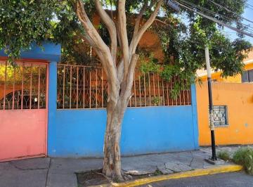 Casa · 466m² · 8 Recámaras · 6 Estacionamientos · Casas Habitacion en Colonia Fuego Nuevo