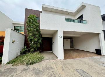 ef7c27b4ab1e6b1005e5330095aa74ffeb2b77483094c096674b178b3579020a · Casa en Venta en Veracruz con Alberca Fracc. Lomas del Mar