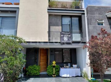 Casa en condominio · 160m² · 3 Recámaras · 2 Estacionamientos · Rinconada San Isidro, Zapopan, Jalisco