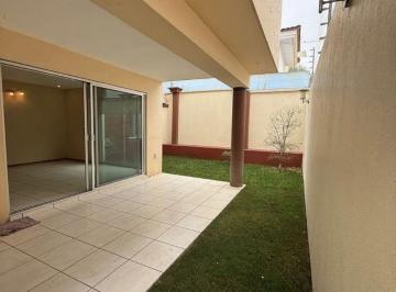 Casa en condominio de 3 habitaciones, Zapopan · Casa de Oportunidad en Venta Dentro de Coto en Jardín Real, Zapopan.