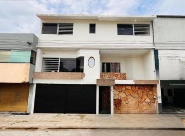 074830e311ef7da90e6cc05e4d5a54e5dd673996bad39464f87968dbc96df25c · Casa en Venta en Veracruz de 3 Niveles Fracc. Floresta