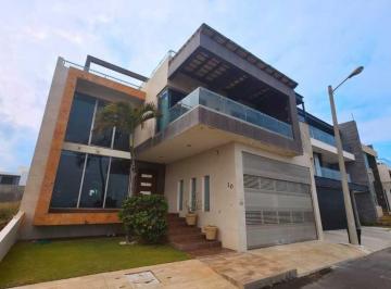 c177050edf003ebca7759992fa066d91b3fd19693174b153288bac5185cf4a55 · Casa en Venta en Veracruz con 4 Hab Frente Al Mar Fracc. Playas del Conchal