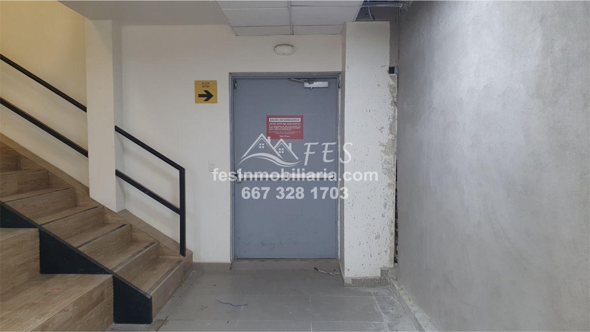 Oficinas por Calle Francisco Villa