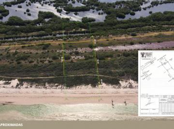 Terreno / Lote , Celestún · Terreno con Frente de Playa en Celestún, Yucatán 50 Ml