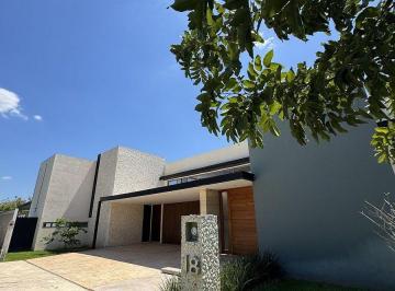 Casa de 3 habitaciones, Mérida · Residencia en Venta o Renta en Privada Alto Viento, Temozón, Mérida