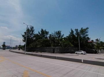 e4aec4c21fba68e1137dd186e63c5bd8e6f6fb21d48eaab6dcf4c2f83cf25992 · Terreno en Venta en Veracruz Sobre Blvd. Ávila Camacho Fracc. Costa de Oro