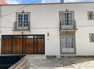 Casa de 3 habitaciones, San Andrés Cholula · Casa con Jardín en Zavaleta