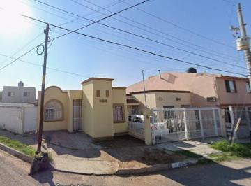 Casa de 2 habitaciones, Chihuahua · ¡Preciosa Propiedad en Paseos de Chihuahua, Chihuahua!